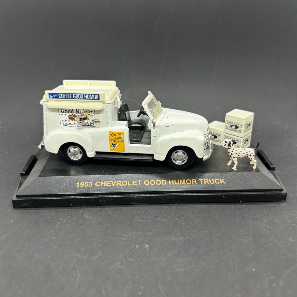 Road Champs 1953 DieCast Chevrolet Good Humor Ice Cream Truck